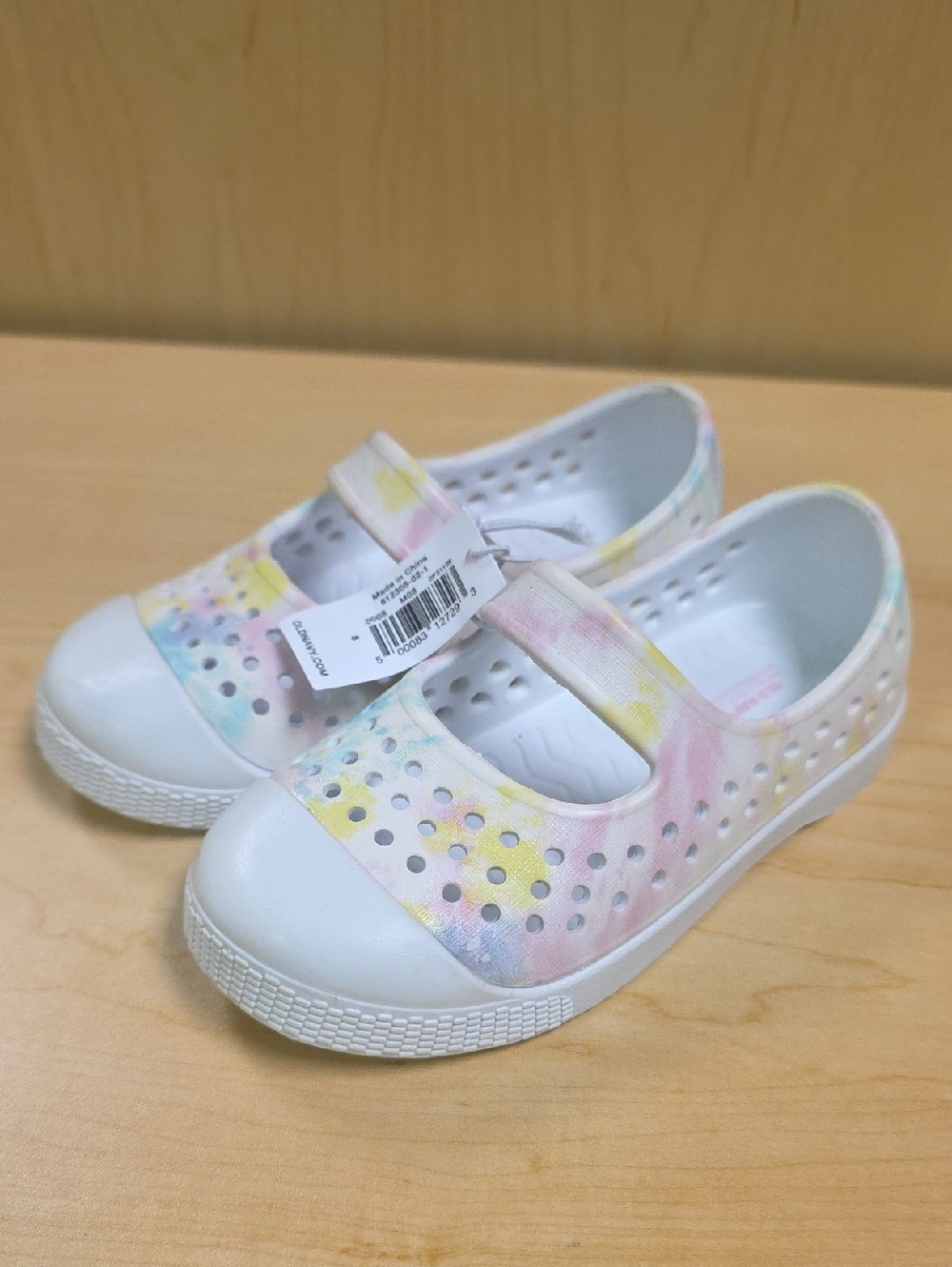 Kids Old Navy Tie-Dye Slip-On Shoes/Water Shoes White/Multicolor SIZE 8
